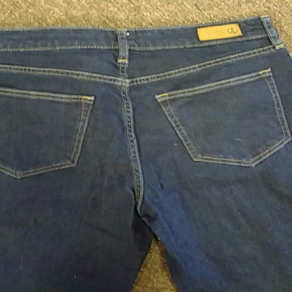 Jeans - Picture 3 of 3